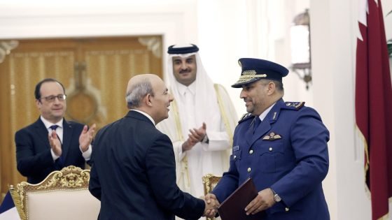 قطر توقع صفقة شراء 24 مقاتلة “رافال” الفرنسية